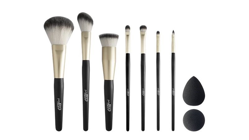 make-up-artists-switching-hypoallergenic-vegan-brushes-nz